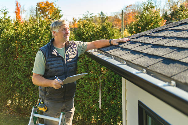Professional Roof Replacement technician working in Beaumont, MS
